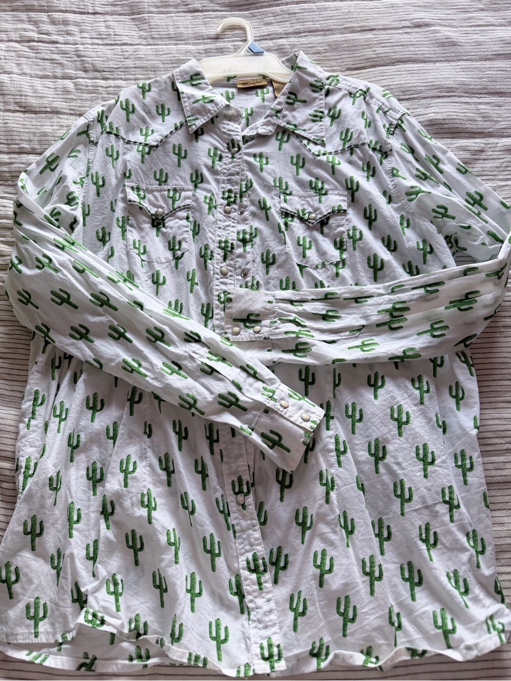 Wrangler White Shirt with Green Cactus Motif